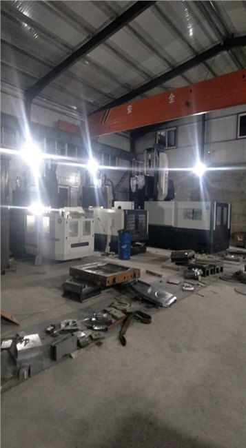 文安县焕振五金制品厂 专业塑料模具加工与数控龙门铣服务